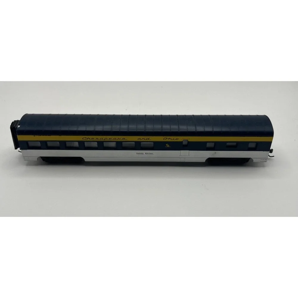 CON-COR 1/87 Scale 72‎ FT. HO PASSENGER CAR CHESAPEAKE & OHIO
